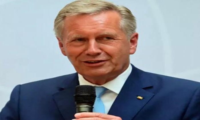 Christian Wulff, Türkiye’den gelen göçmen işçilere borçlu olduğunun anlaşıldığını söyledi