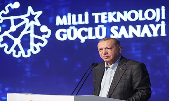 “Teknolojik bağımsızlığınızı kazanmadan, millî sanayinizi inşa etmeden, ne ekonomik ne de siyasi anlamda özgürlüğünüzü tesis edebilirsiniz”