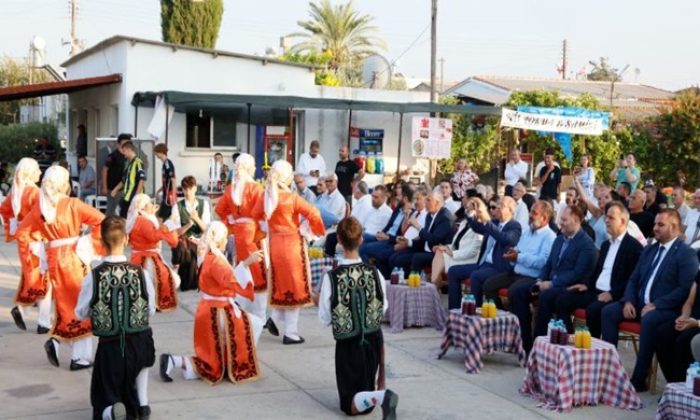 Cumhurbaşkanı Ersin Tatar ve eşi Sibel Tatar, Güneşköy Geleneksel Nar Festivali’nin açılışına katıldı